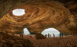 TRAVELLING FILMS